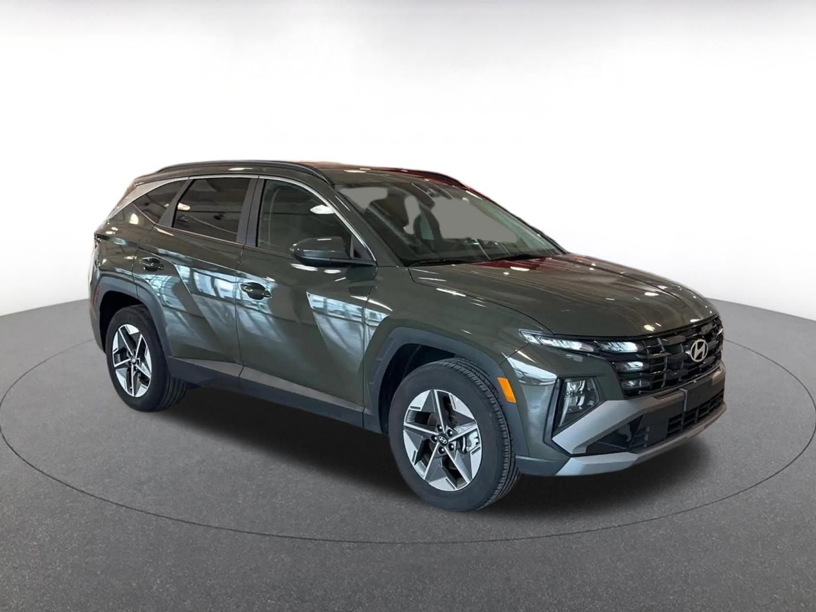 Used 2025 Hyundai Tucson SEL image 2