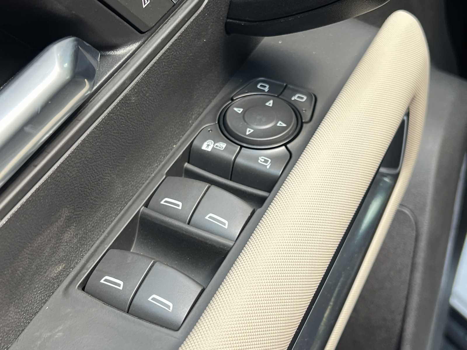 New 2026 GMC Hummer EV 4x4 Crew Cab image 19