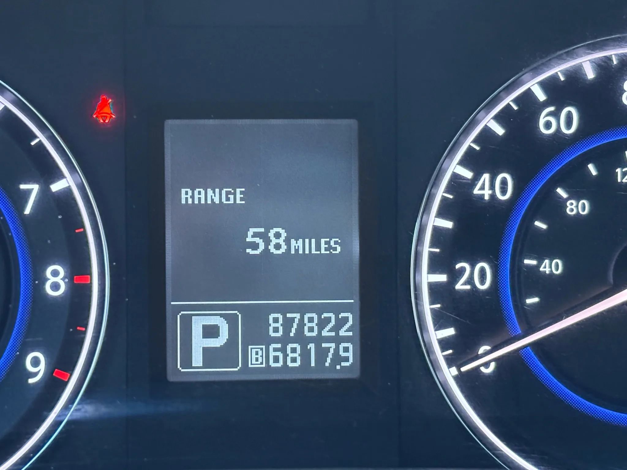 Used 2013 INFINITI G37 x Sedan w/ Premium Pkg image 34