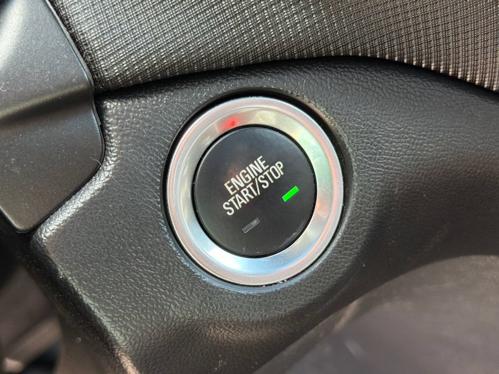 Certified 2023 Chevrolet Equinox RS w/ RS Leather Package FWD image 31