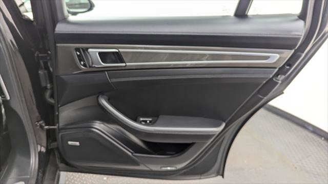 Used 2017 Porsche Panamera Turbo image 17