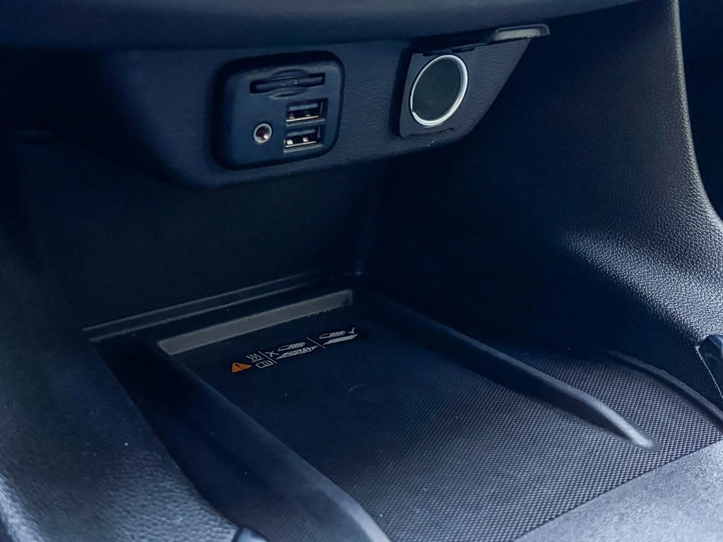 Certified 2023 Chevrolet Traverse RS image 33