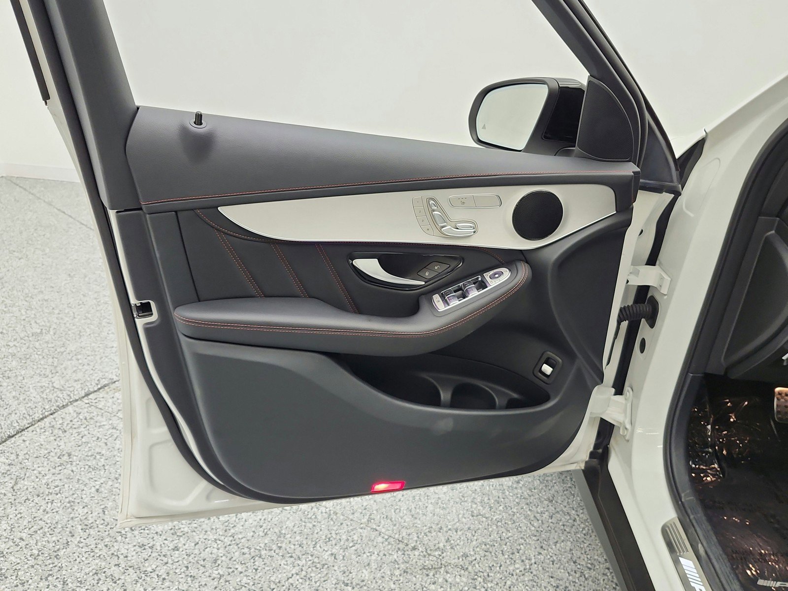 Used 2022 Mercedes-Benz GLC 43 AMG 4MATIC image 15