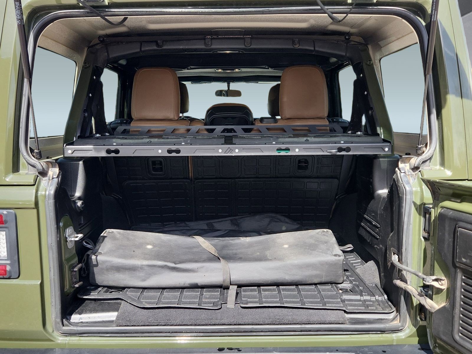 Used 2021 Jeep Wrangler Unlimited Rubicon w/ Steel Bumper Group image 31