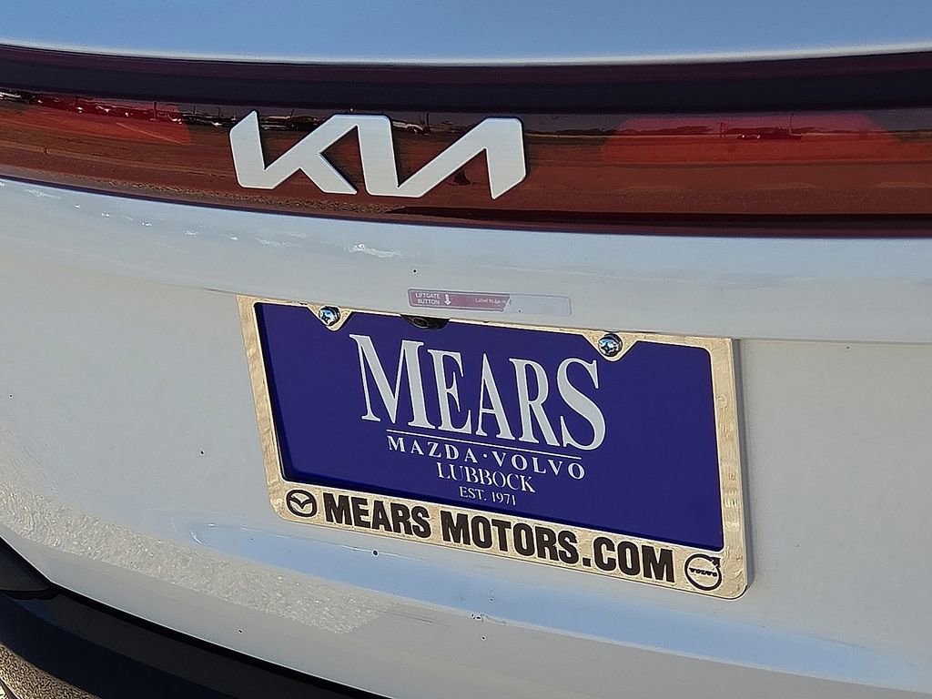 Used 2024 Kia Seltos EX image 16