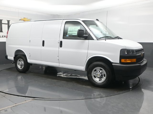 New 2027 Chevrolet Express 2500 w/ Driver Convenience Package RWD image 6