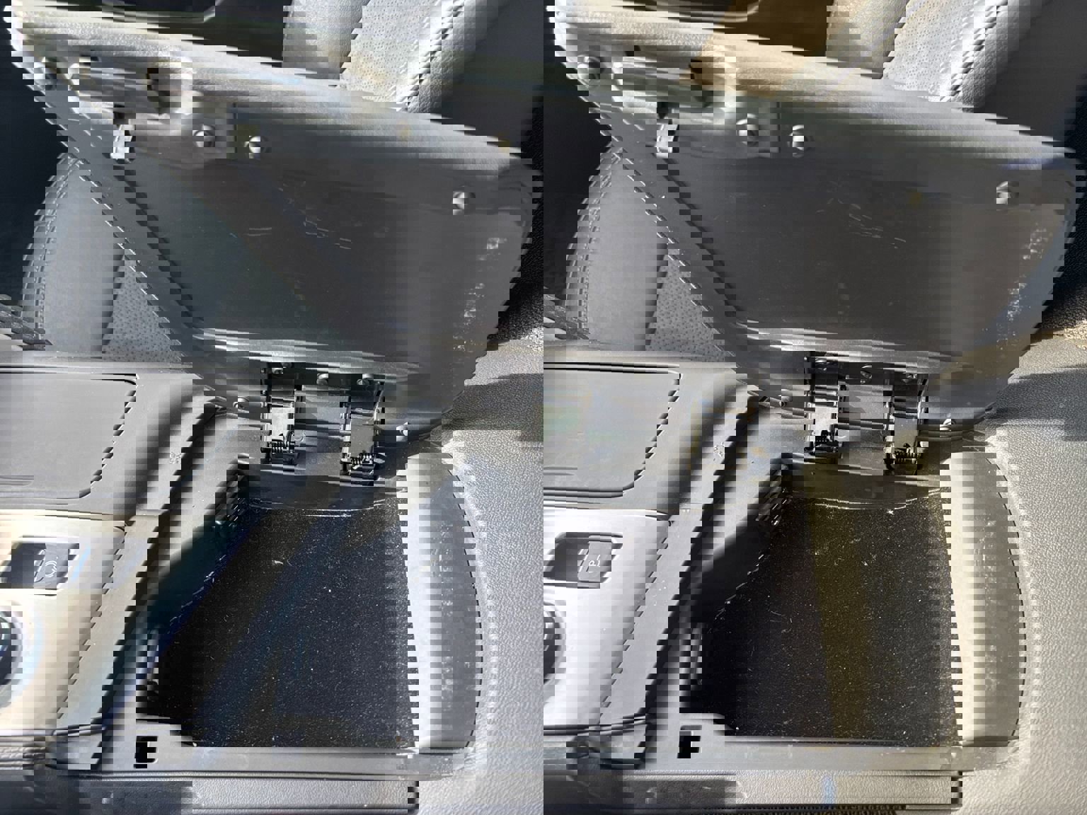 Used 2015 Chevrolet Corvette Z51 2LT w/ 2LT Preferred Equipment Group image 16