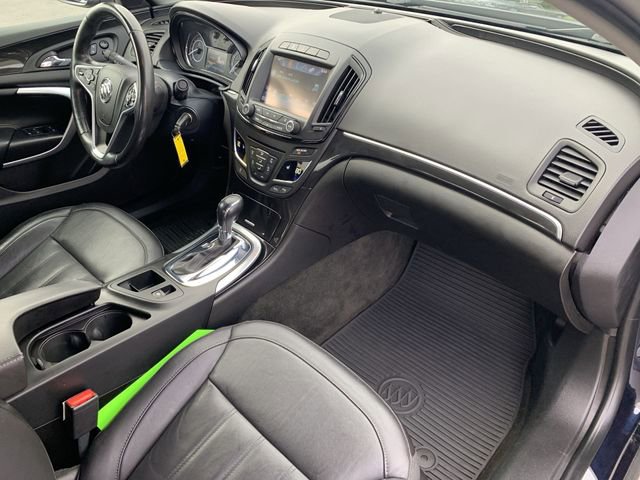 Used 2017 Buick Regal Sport Touring FWD image 27
