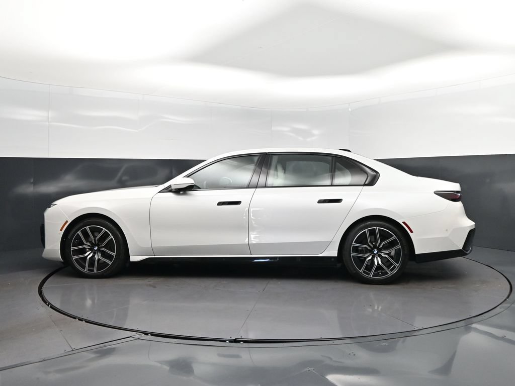 Certified 2024 BMW 740i w/ Executive Package RWD image 4