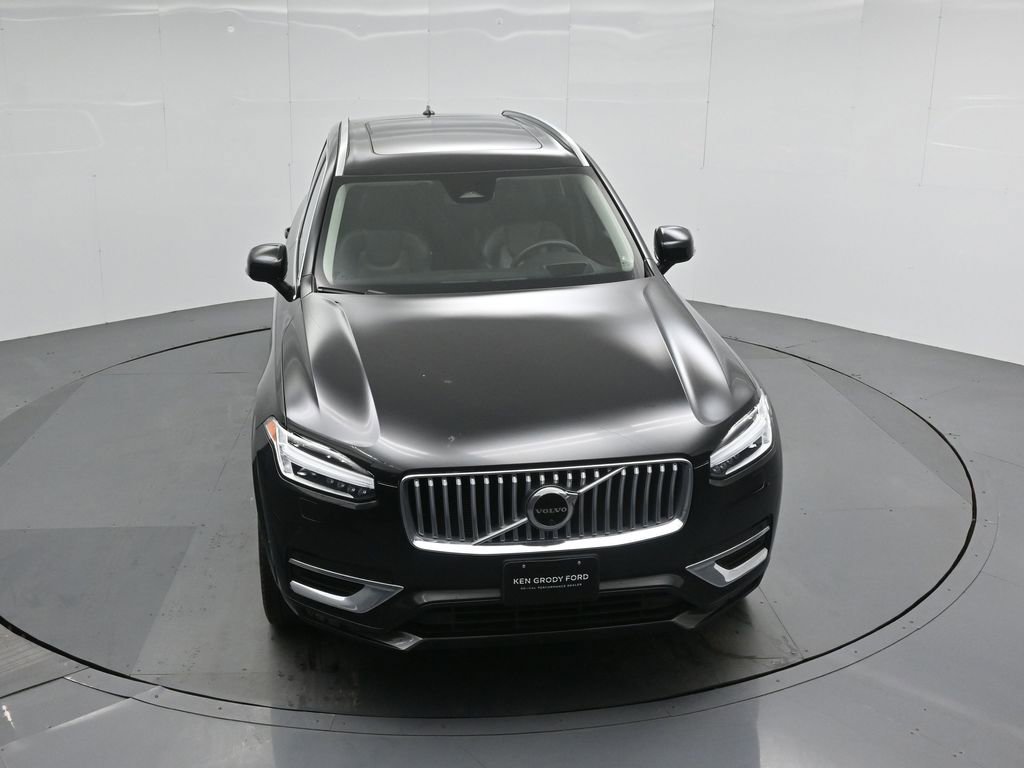 Used 2023 Volvo XC90 B6 Ultimate w/ Protection Package Premier image 37