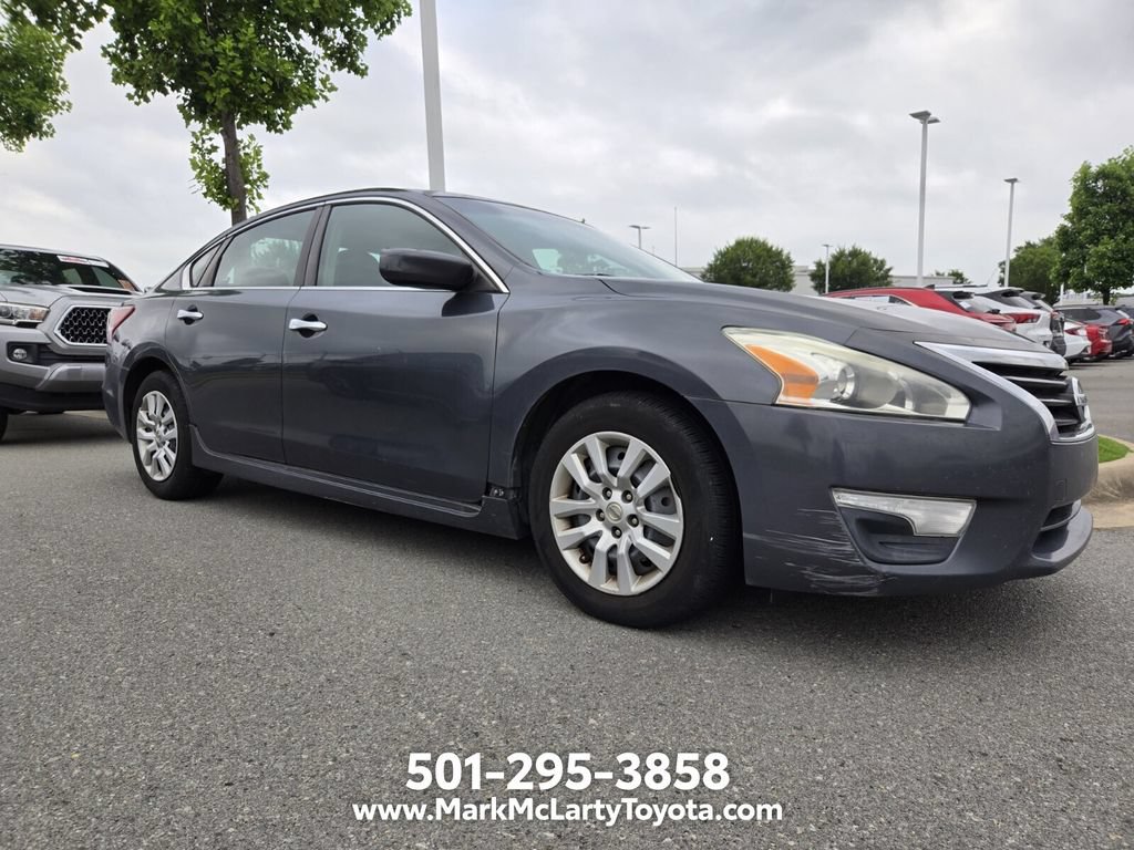 Used 2013 Nissan Altima 2.5 S FWD image 10