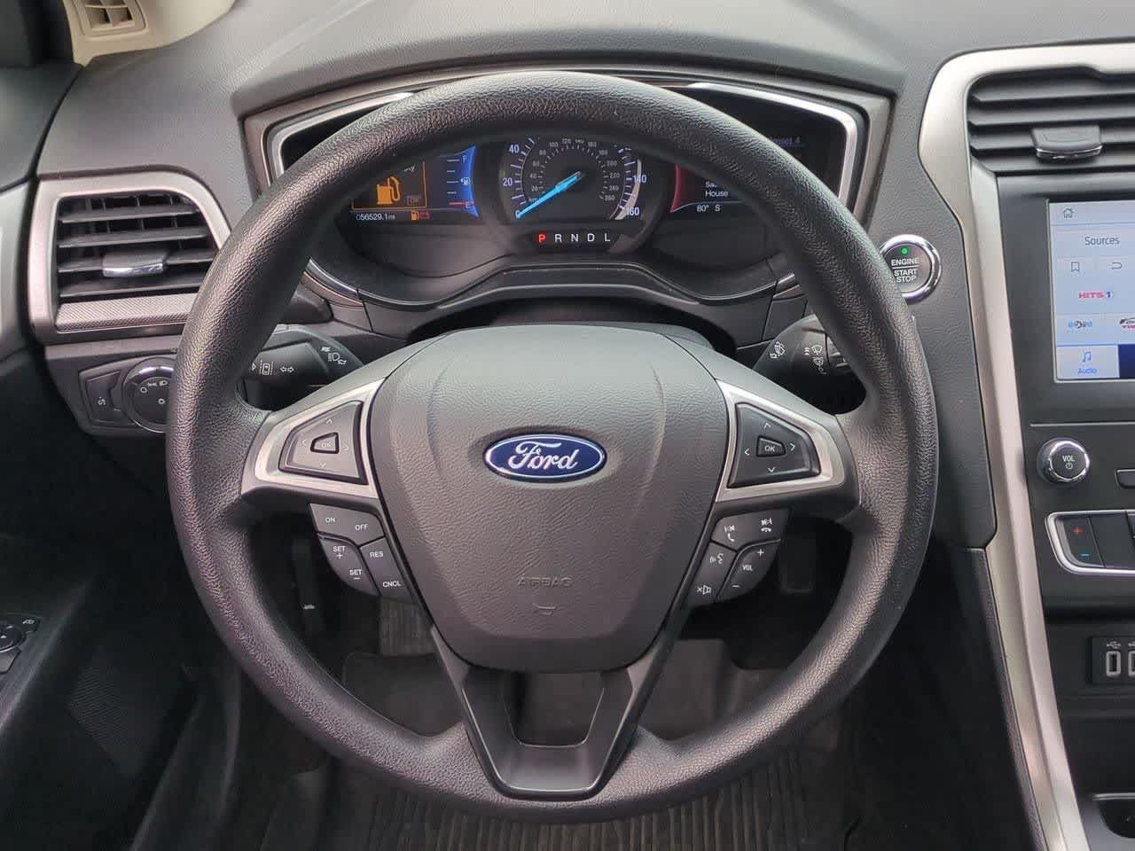 Used 2020 Ford Fusion SE FWD image 23