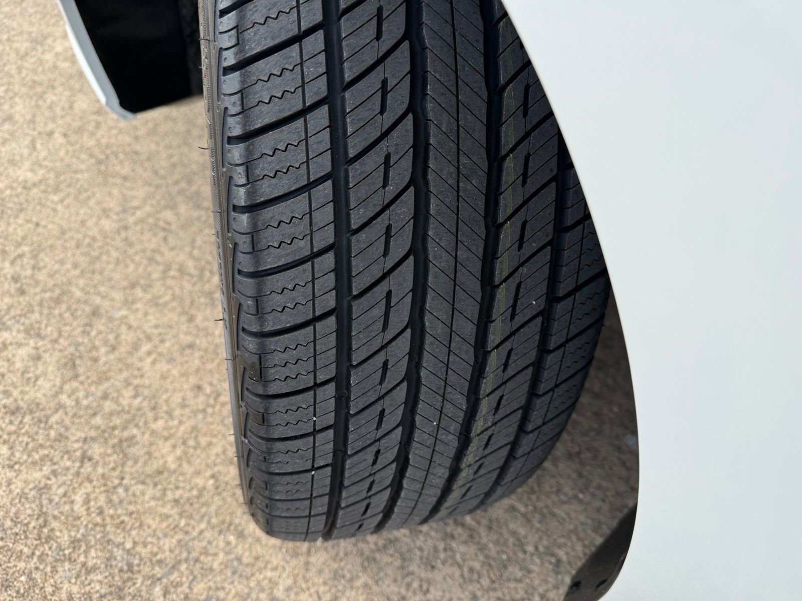 Used 2024 Nissan Altima 2.5 SR image 10