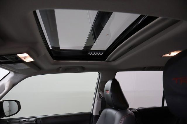 Certified 2024 Toyota 4Runner TRD Off-Road Premium w/ Moonroof Package AWD/4WD image 13