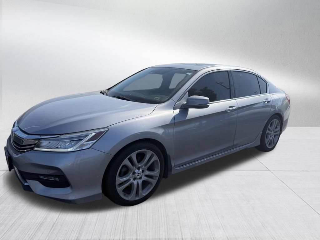 Used 2016 Honda Accord Touring image 1