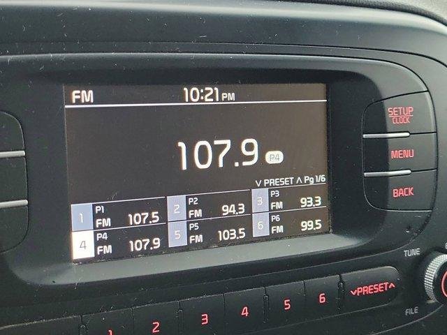 Used 2017 Kia Soul image 23