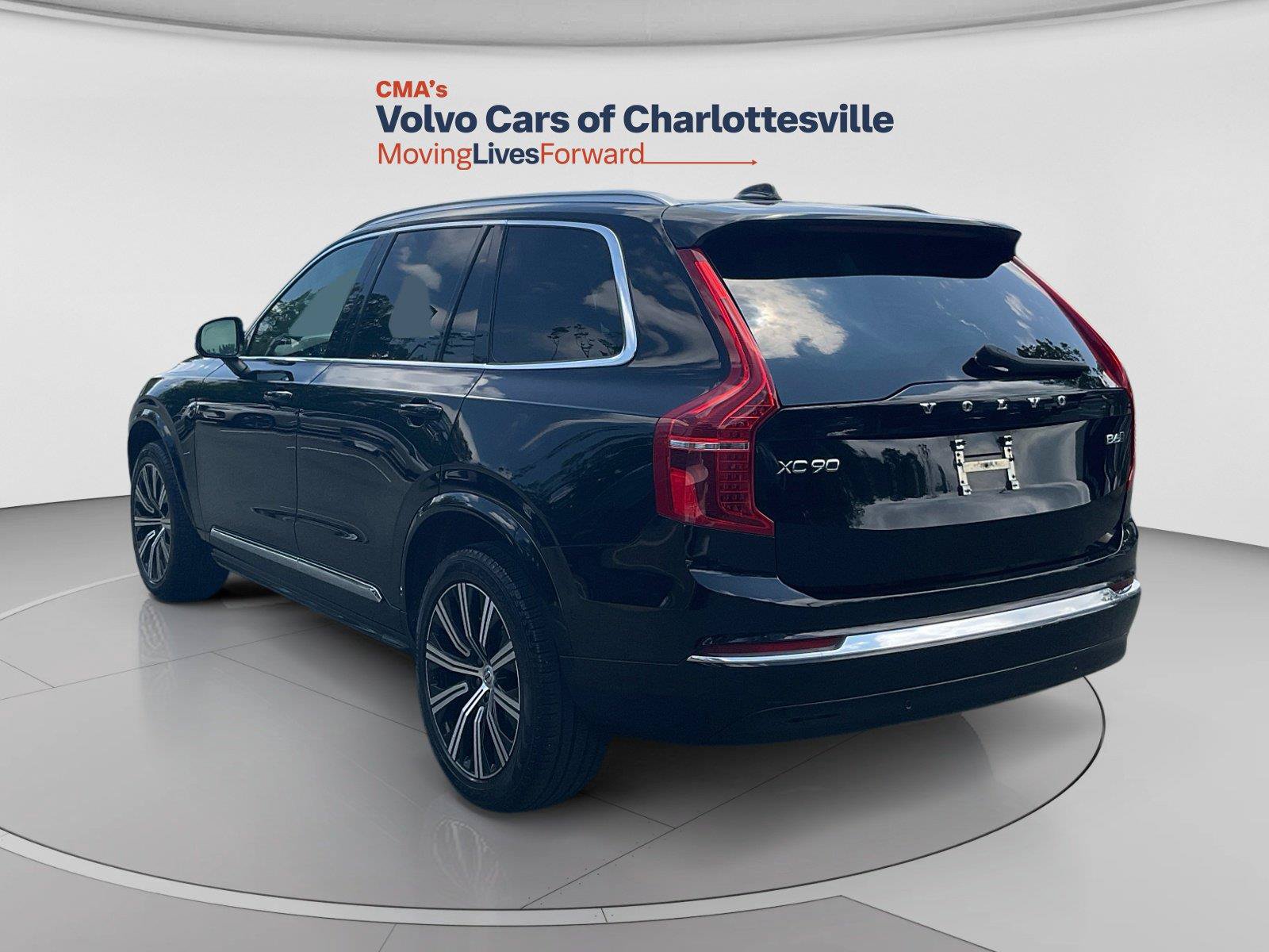 Certified 2023 Volvo XC90 B6 Plus AWD/4WD image 3
