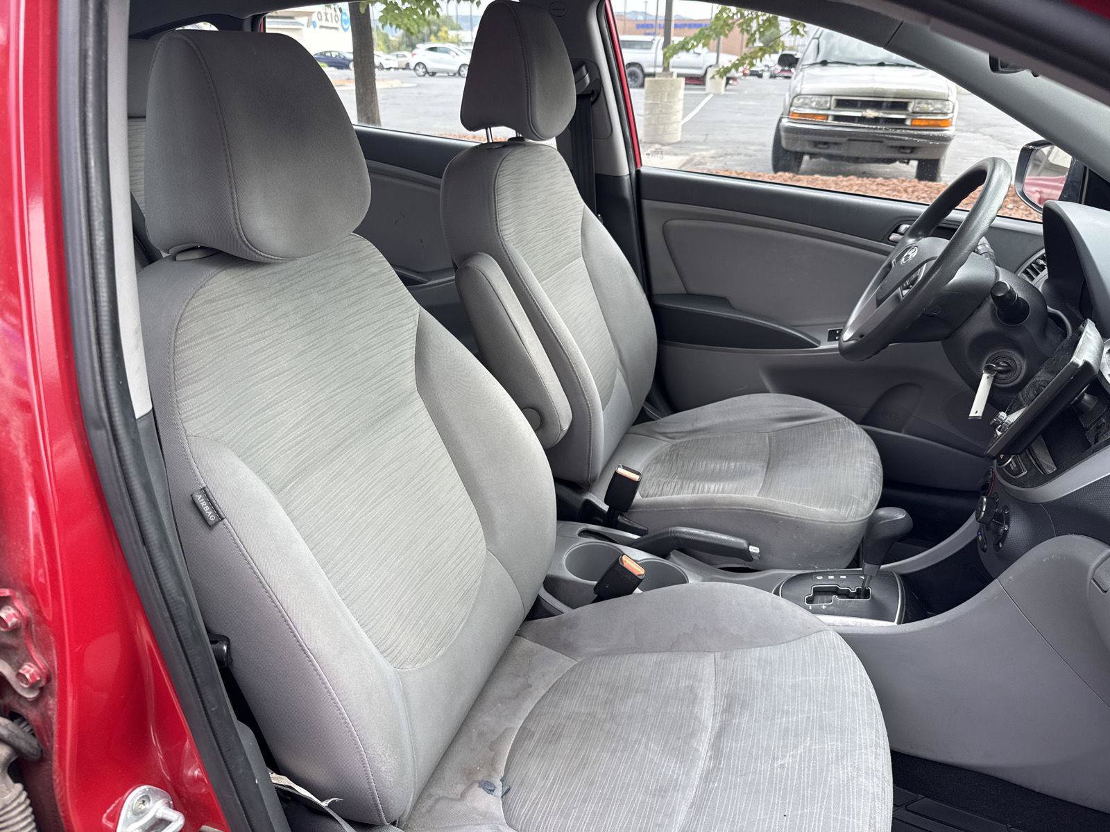 Used 2017 Hyundai Accent SE FWD image 18