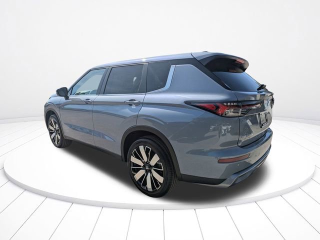 New 2026 Mitsubishi Outlander SE image 6