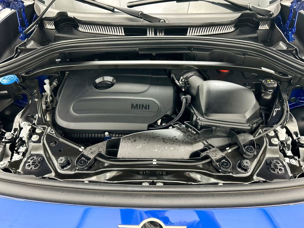 Certified 2025 MINI Cooper Countryman S w/ Comfort Package Max image 31