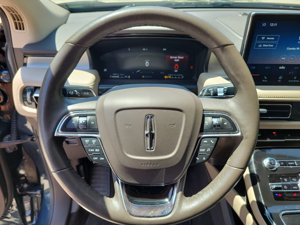 Used 2023 Lincoln Nautilus FWD w/ Premium Package image 21
