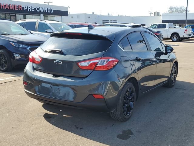 Used 2019 Chevrolet Cruze LT image 4