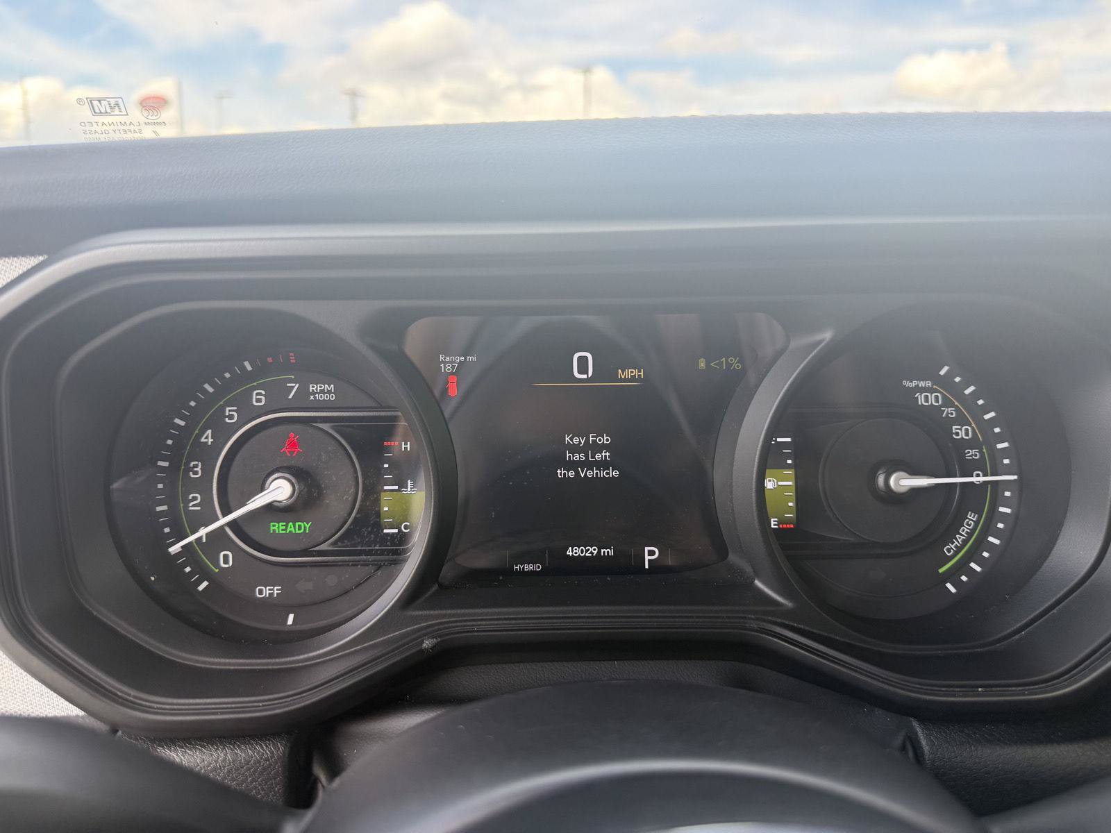 Used 2024 Jeep Wrangler Unlimited Sahara AWD/4WD image 25
