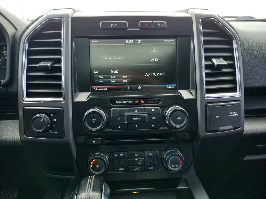 Used 2015 Ford F150 XLT w/ Equipment Group 302A Luxury image 3