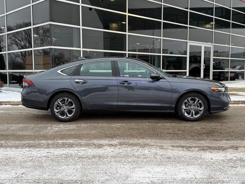 Used 2024 Honda Accord EX image 2