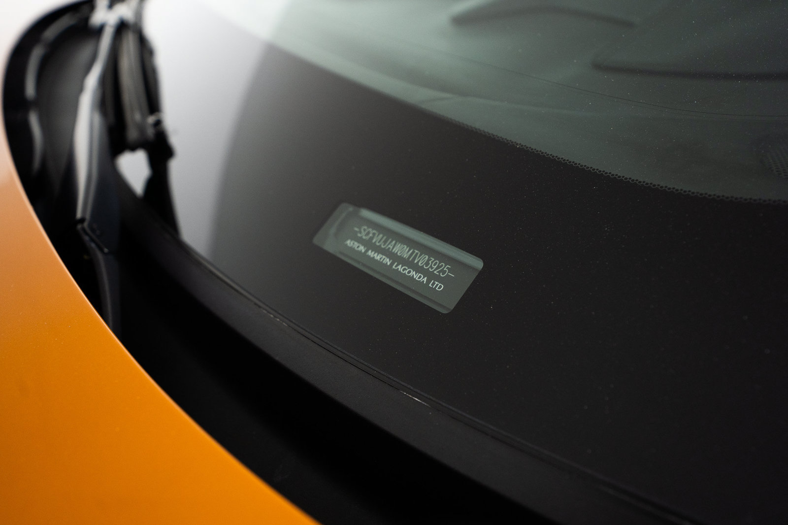 Used 2021 Aston Martin DBX AWD/4WD image 9