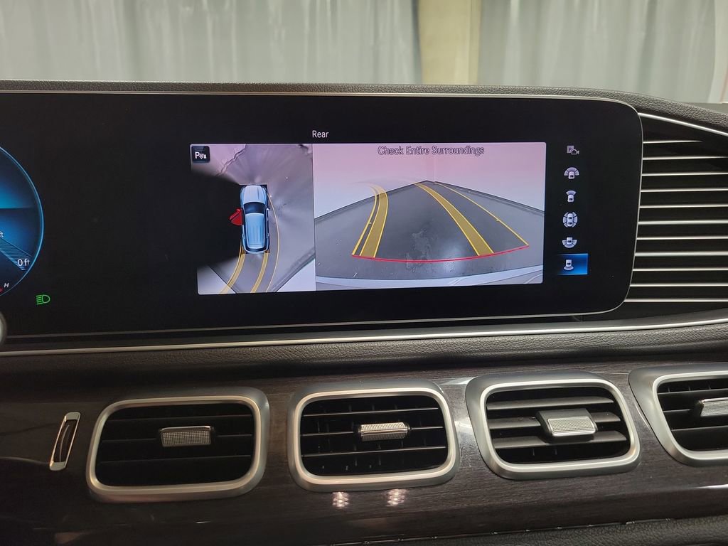 Used 2020 Mercedes-Benz GLE 350 w/ Parking Assist Package image 20