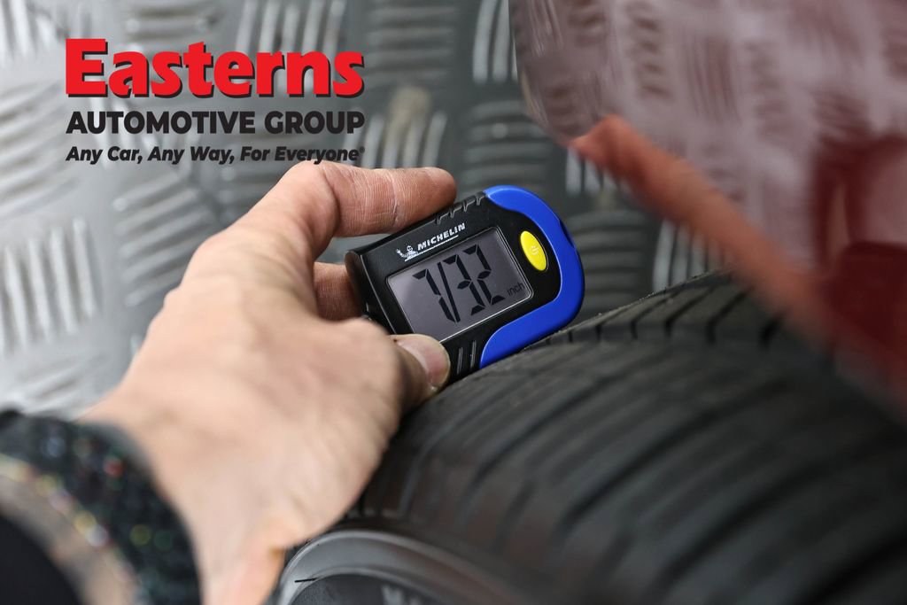 Used 2017 Chevrolet Impala Premier w/ Enhanced Convenience Package FWD image 32