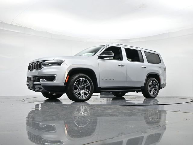 Used 2024 Jeep Wagoneer Series II w/ Flexible Seating Group image 31