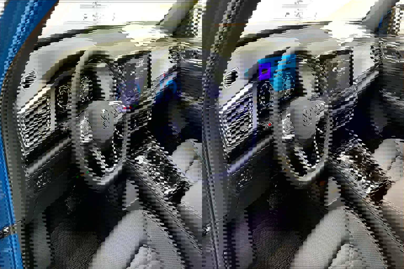 New 2025 Volkswagen Atlas Cross Sport SE image 8