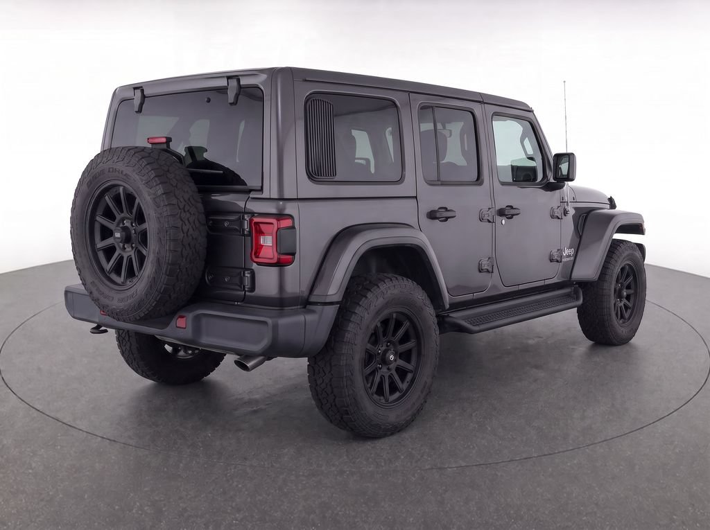 Used 2020 Jeep Wrangler Unlimited Sahara AWD/4WD image 4