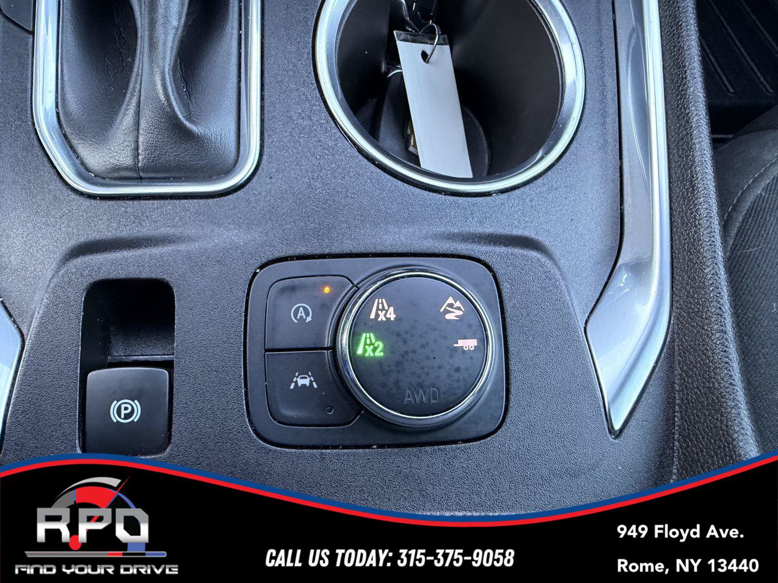 Used 2022 Chevrolet Traverse LT AWD/4WD image 25