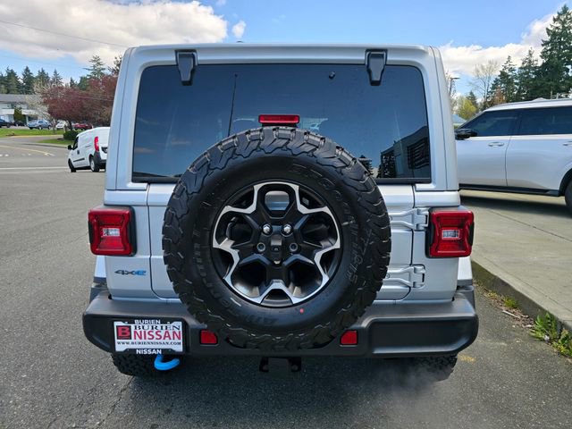 Used 2023 Jeep Wrangler Unlimited Rubicon 4xe w/ Cold Weather Group AWD/4WD image 8