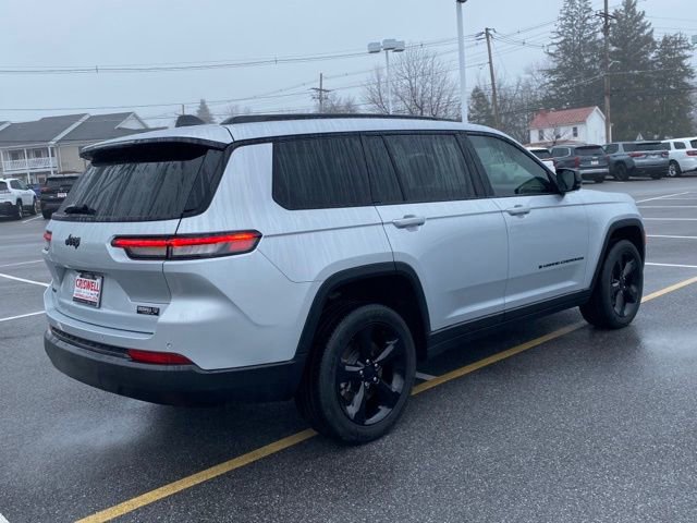 Used 2024 Jeep Grand Cherokee L Altitude image 5