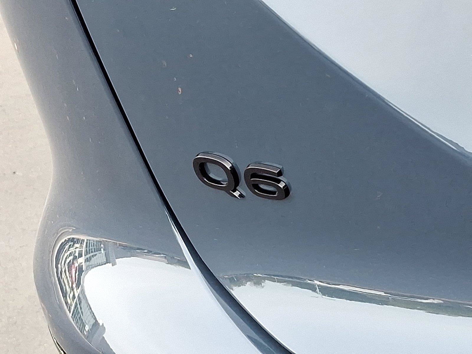 Certified 2025 Audi Q6 e-tron Premium Plus w/ Premium Plus AWD/4WD image 32