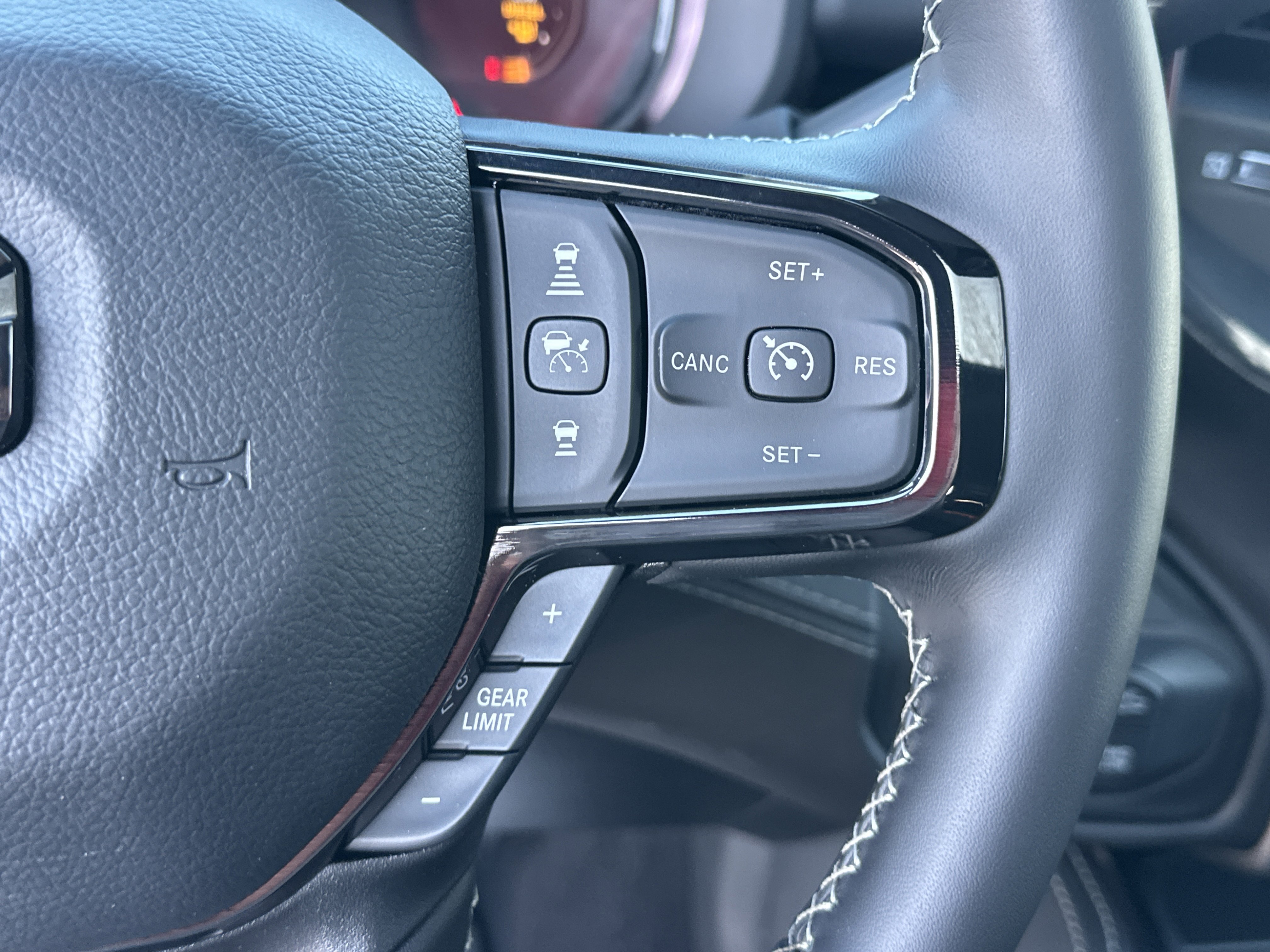 New 2026 RAM 2500 Limited image 9