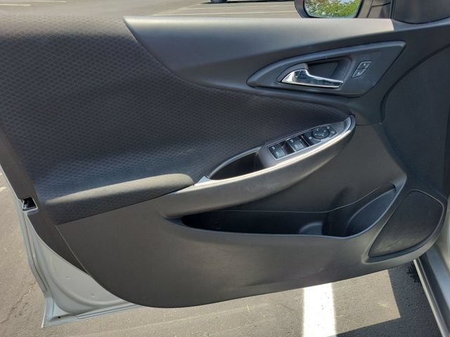 Used 2017 Chevrolet Malibu LS FWD image 34
