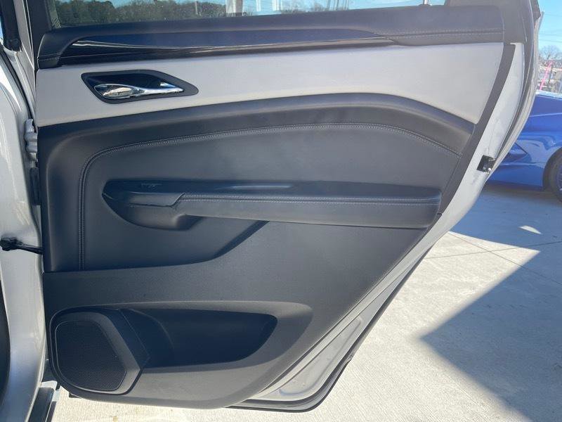 Used 2015 Cadillac SRX Luxury FWD image 13