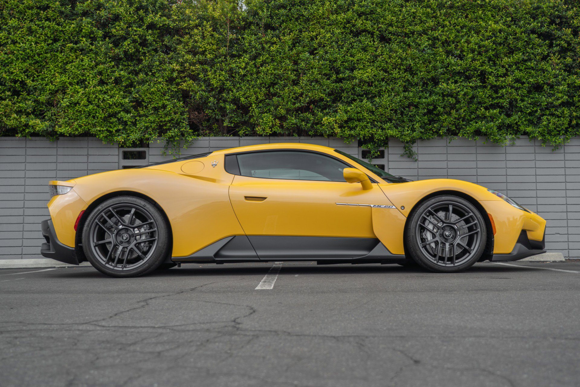 Used 2023 Maserati MC20 Coupe image 8