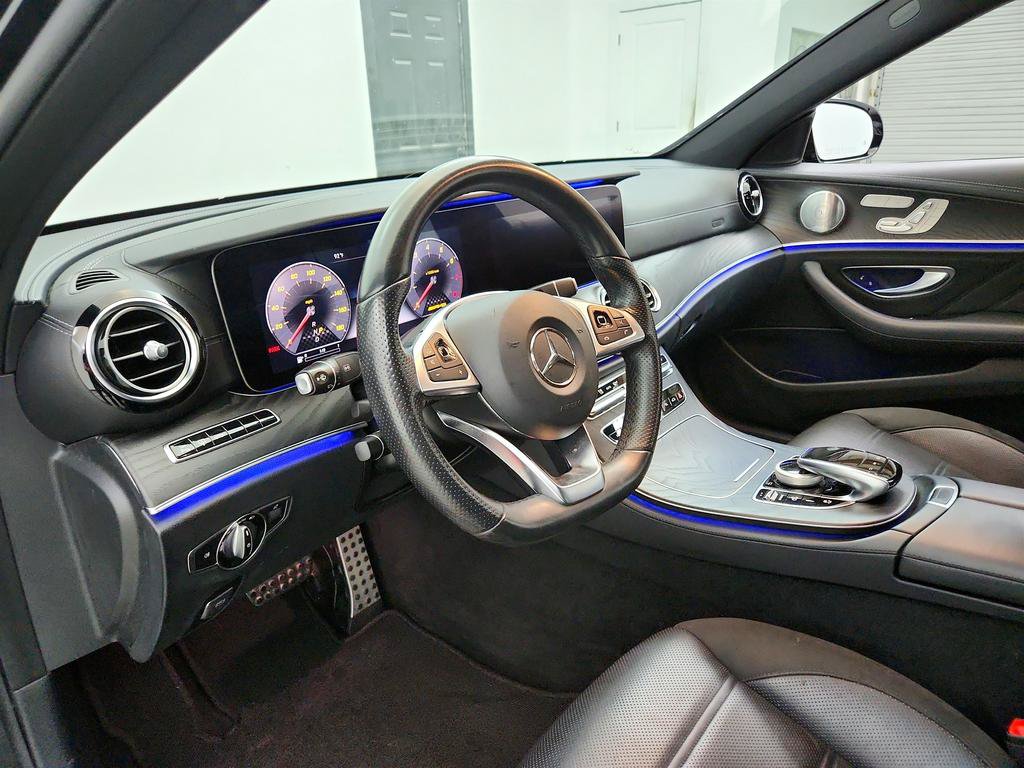 Used 2018 Mercedes-Benz E 43 AMG 4MATIC Sedan image 13