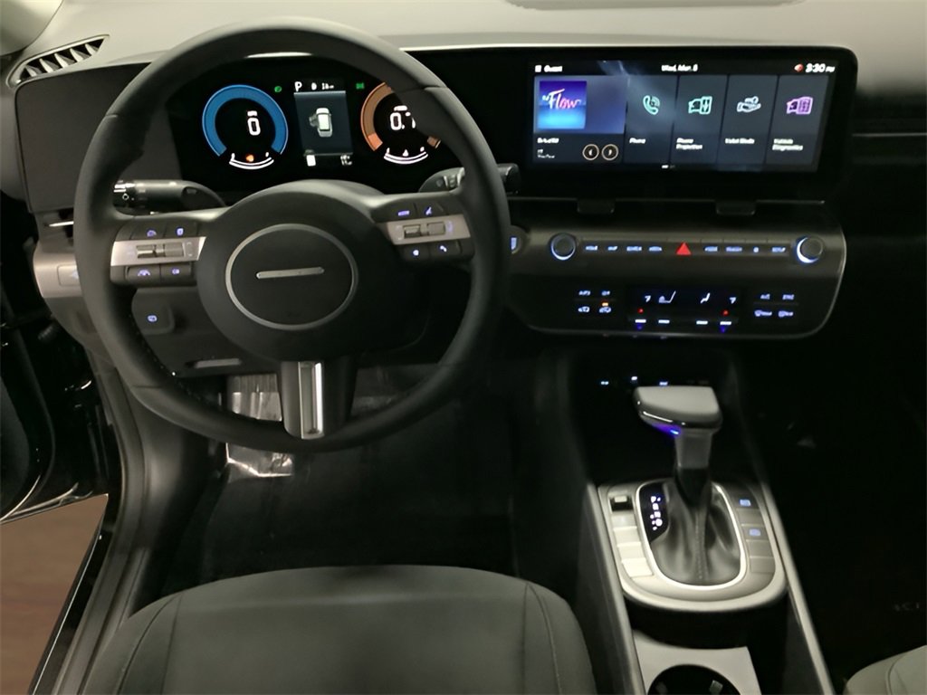 Used 2025 Hyundai Kona SEL image 23