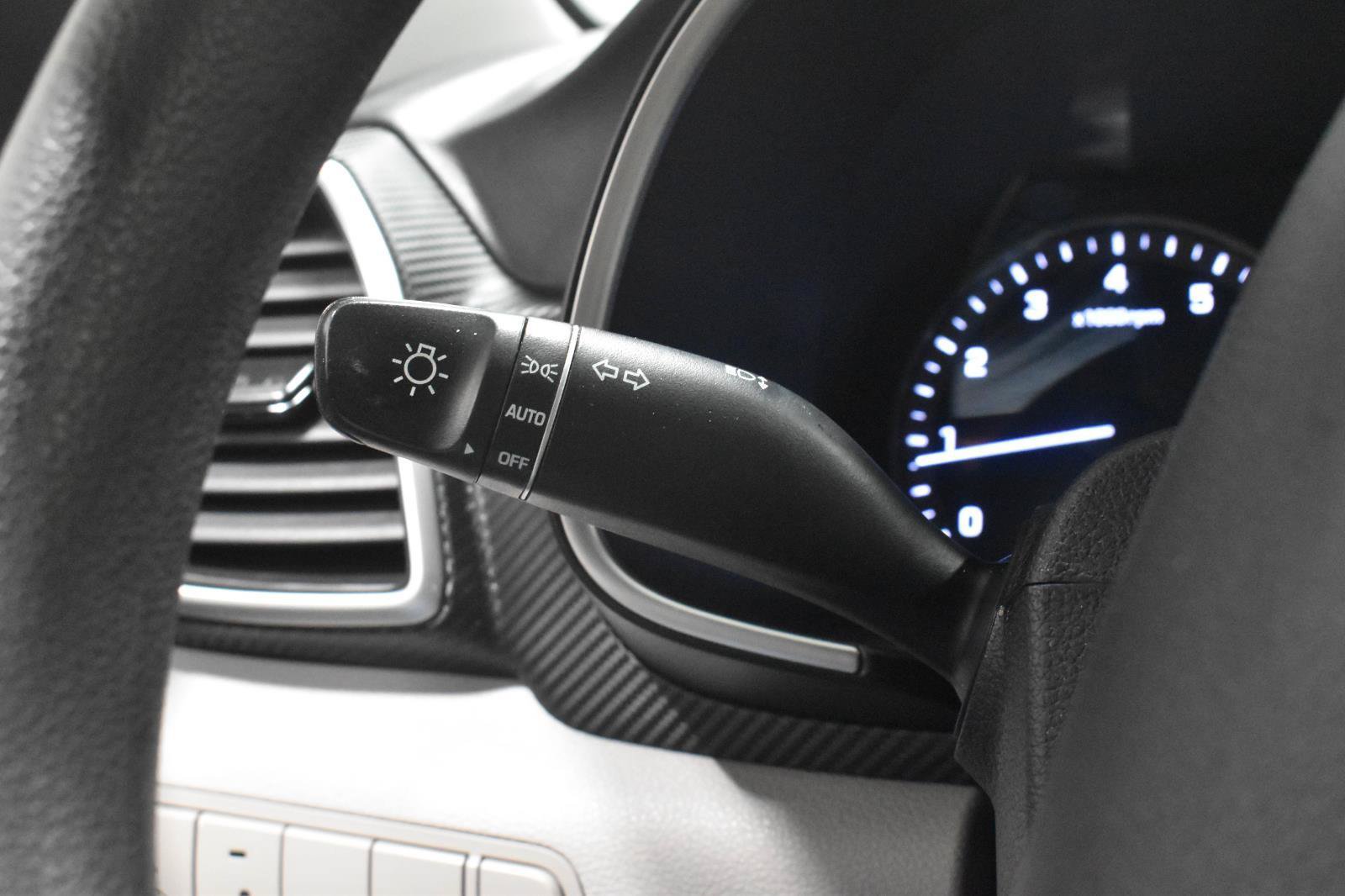 Used 2020 Hyundai Tucson Value FWD image 14