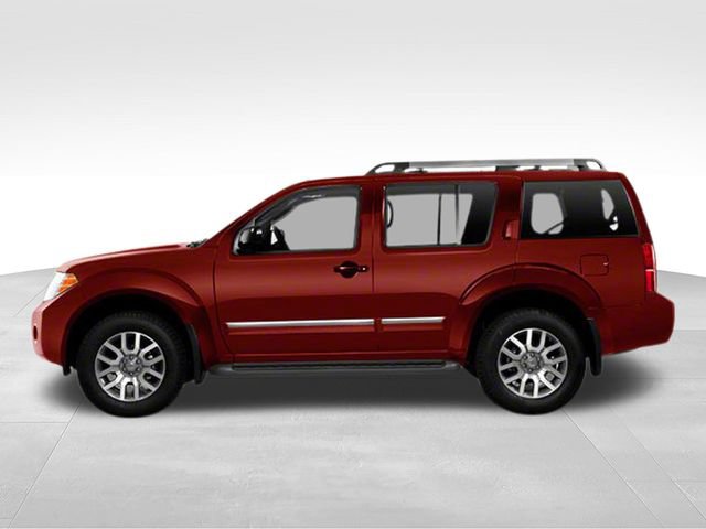 Used 2010 Nissan Pathfinder LE w/ Navigation Pkg AWD/4WD image 3