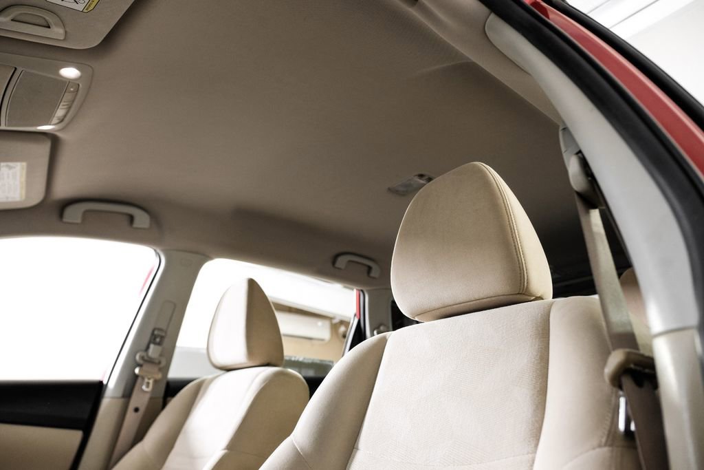 Used 2015 Nissan Rogue SV image 31