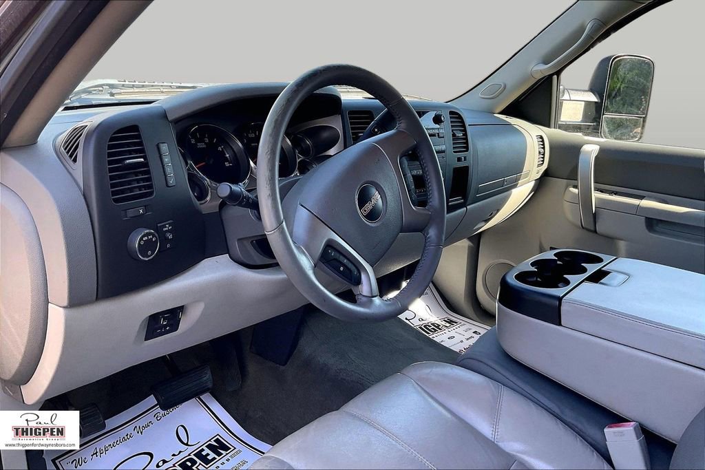 Used 2011 GMC Sierra 2500 SLE w/ SLE Preferred Package image 13