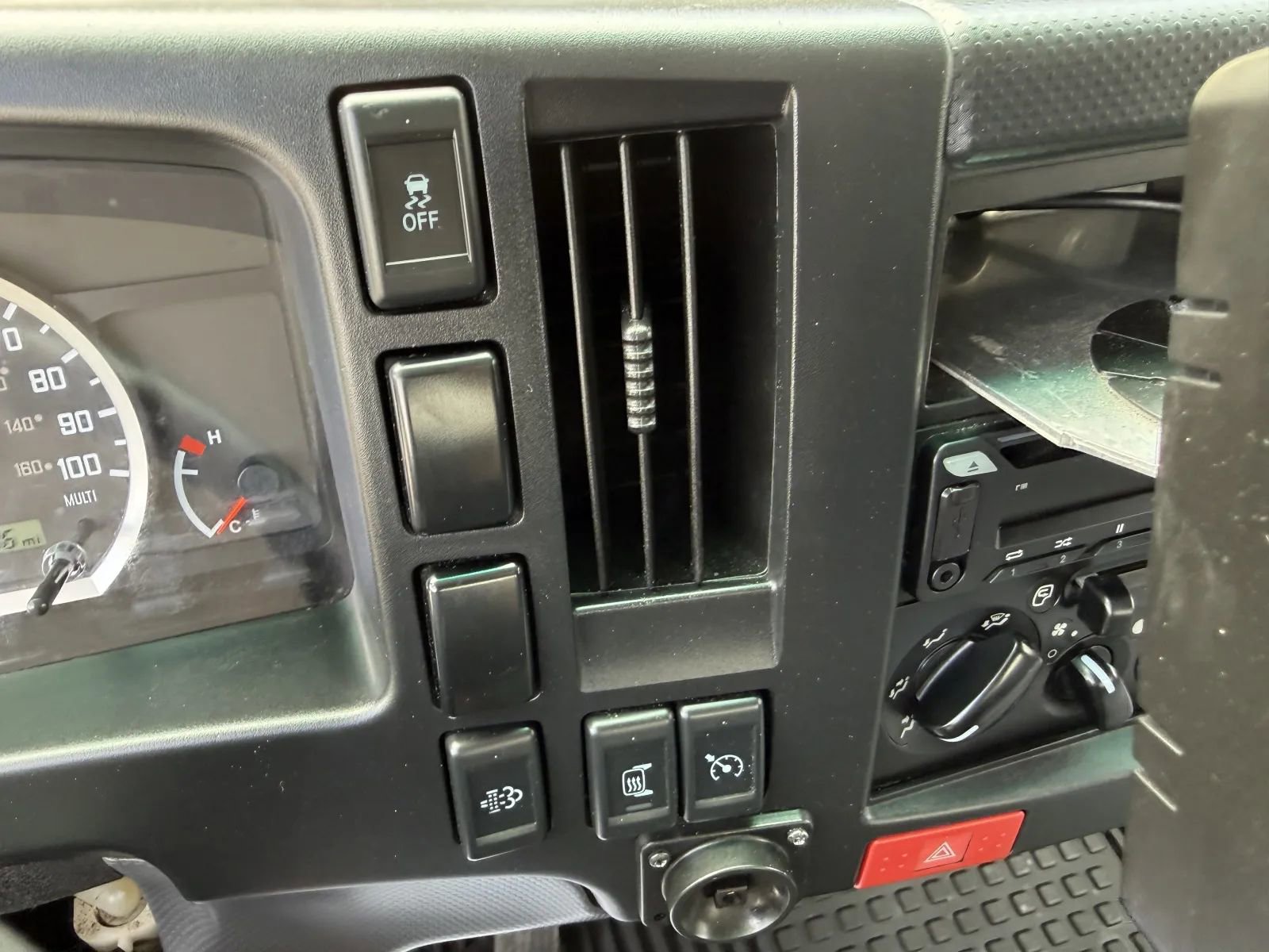Used 2023 Chevrolet Low Cab Forward 5500XD RWD image 29